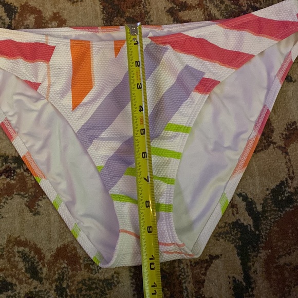 Aeropostale Bikini Top and Bottom - Picture 6 of 9